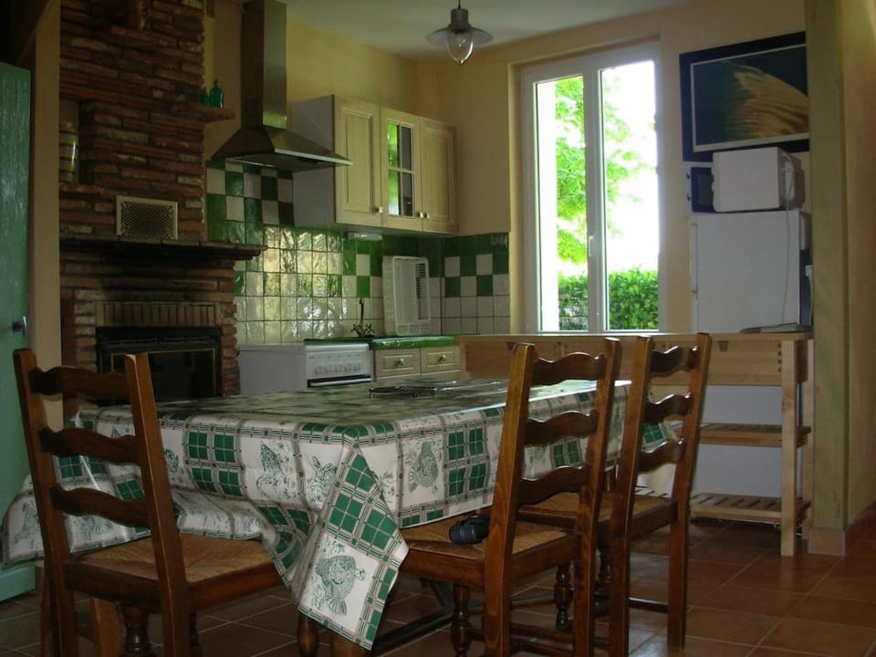 Les Tilleuls House in Occitanie