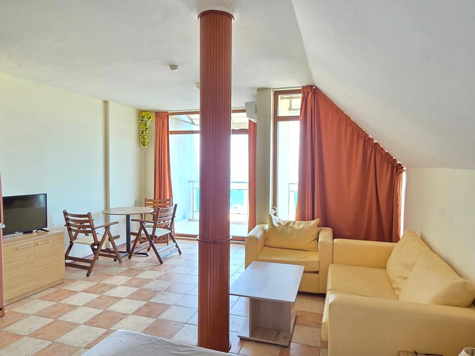 Martino - 1 Frontal sea view apartment Sunny Beach Apartment in Sunny Beach