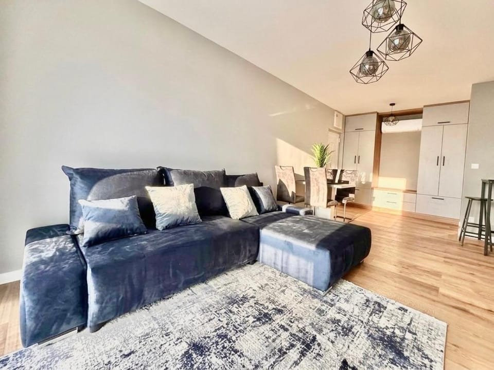 Elegant Lake Retreat - Private Terrace and Parking Apartment in Siófok