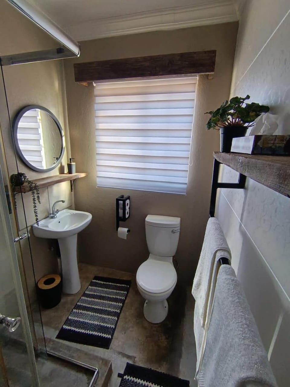 Erasmus Rus Rest Apartment in South Africa