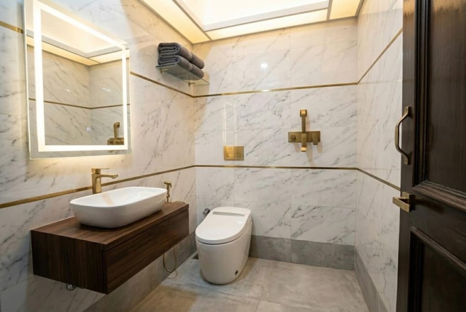 Toilet, Bathroom