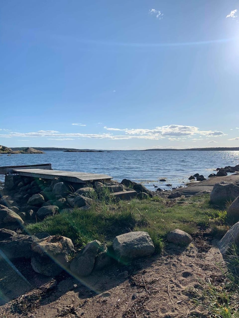 Great cabin near the sea, very child friendly plot Cabin in Västra Götaland County