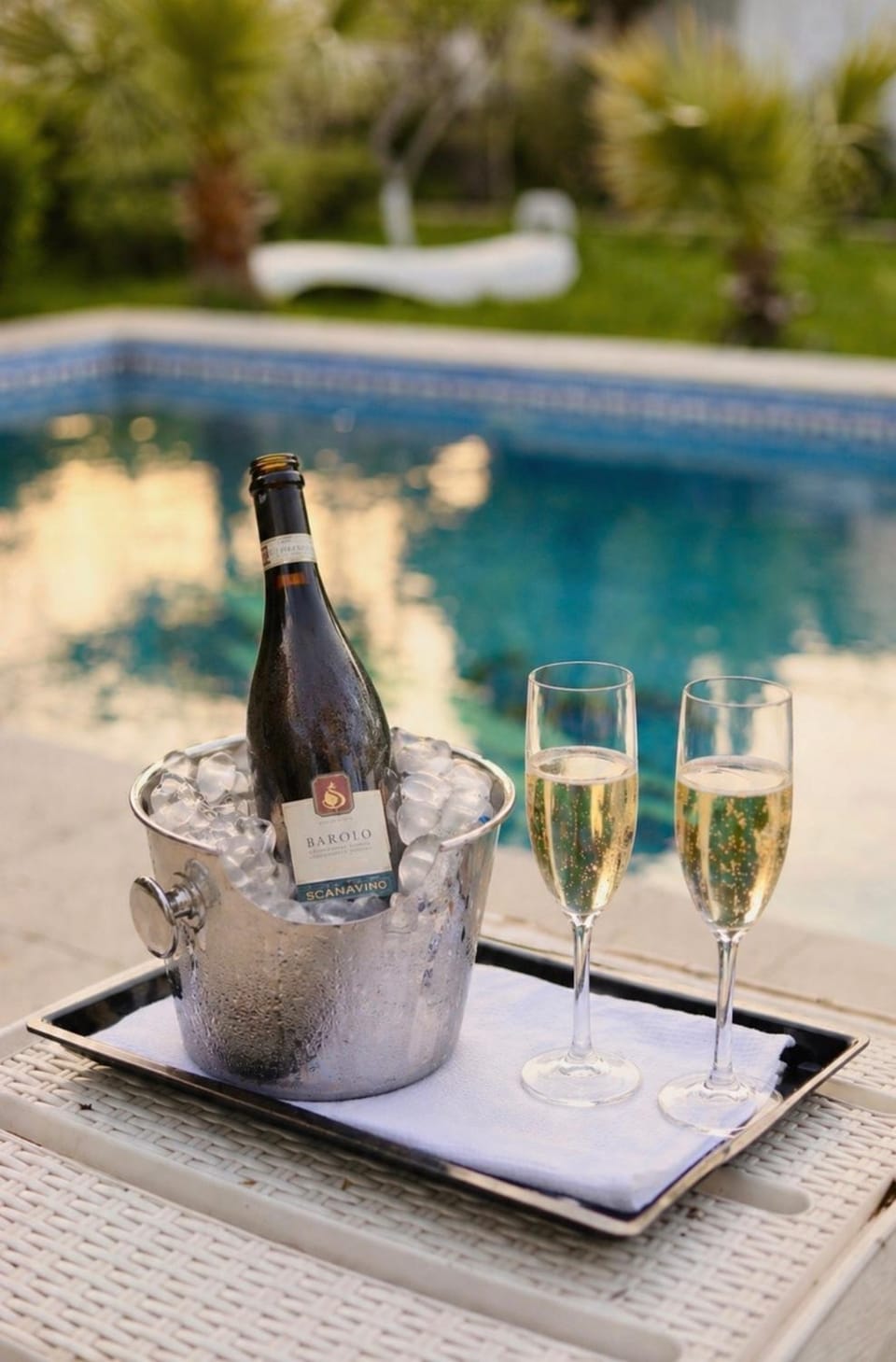 Swimming pool, Alcoholic drinks