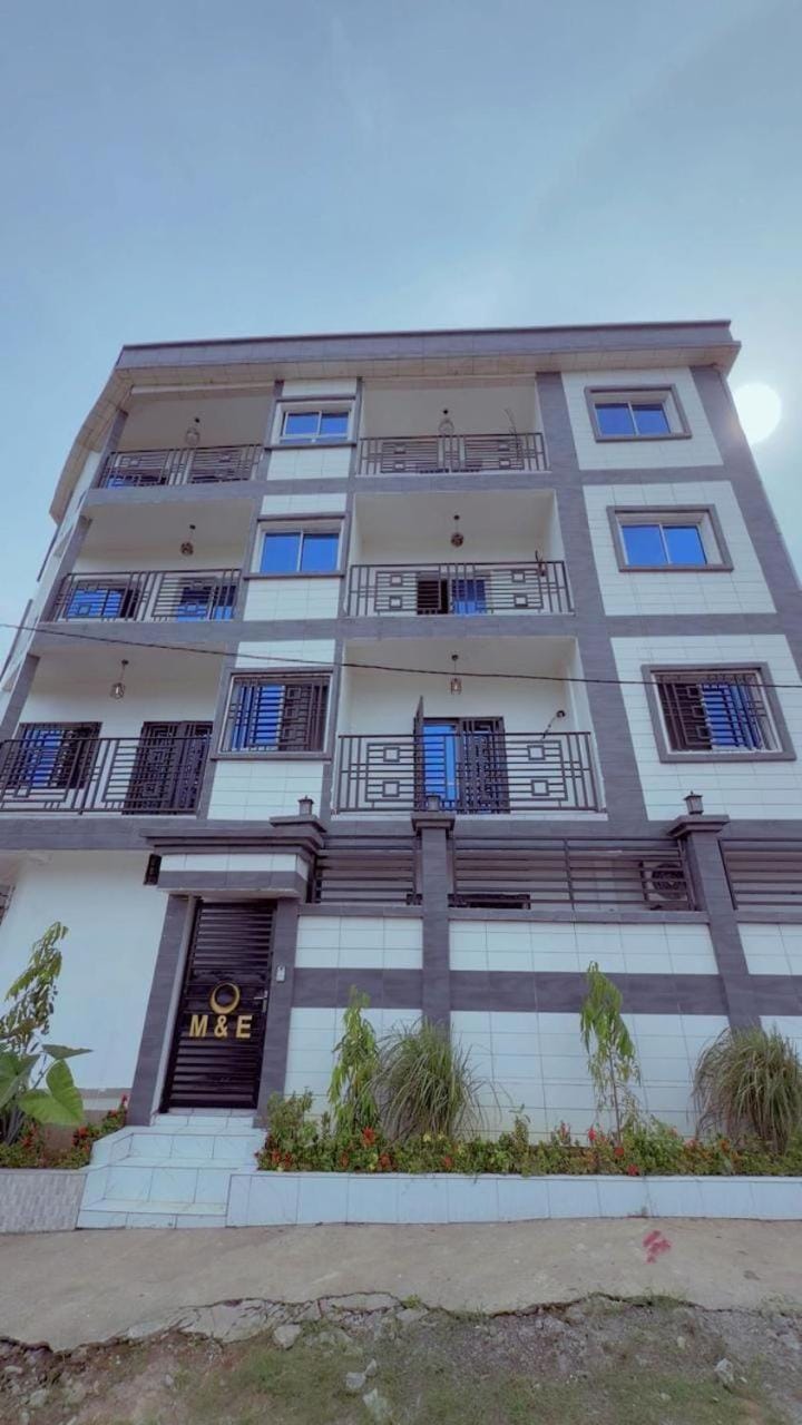 Palace M&E Apartment in Douala
