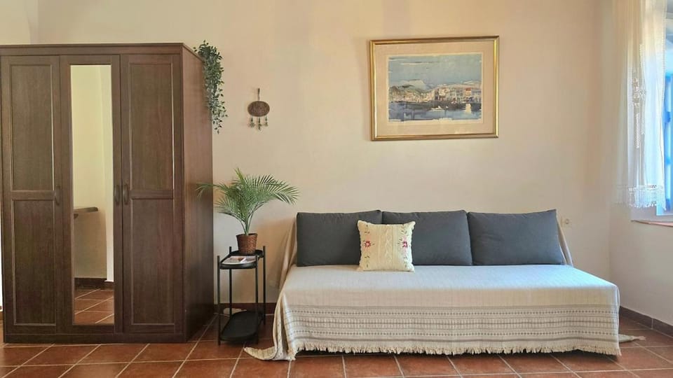 Persephone's Home Apartment in Decentralized Administration of the Aegean