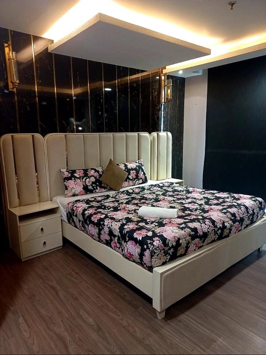 Best holiday Apartment in Lahore
