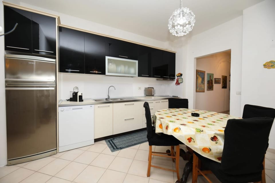 Sofia house Apartment in Vlorë
