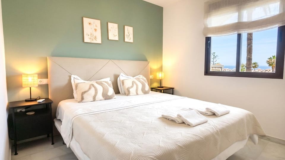 Secret View Chaparral Apartment in Costa del Sol