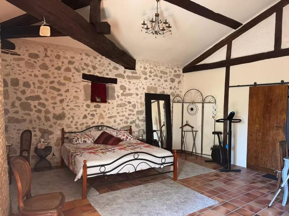Le Clos Cecile'Ann Bed and Breakfast in Nouvelle-Aquitaine