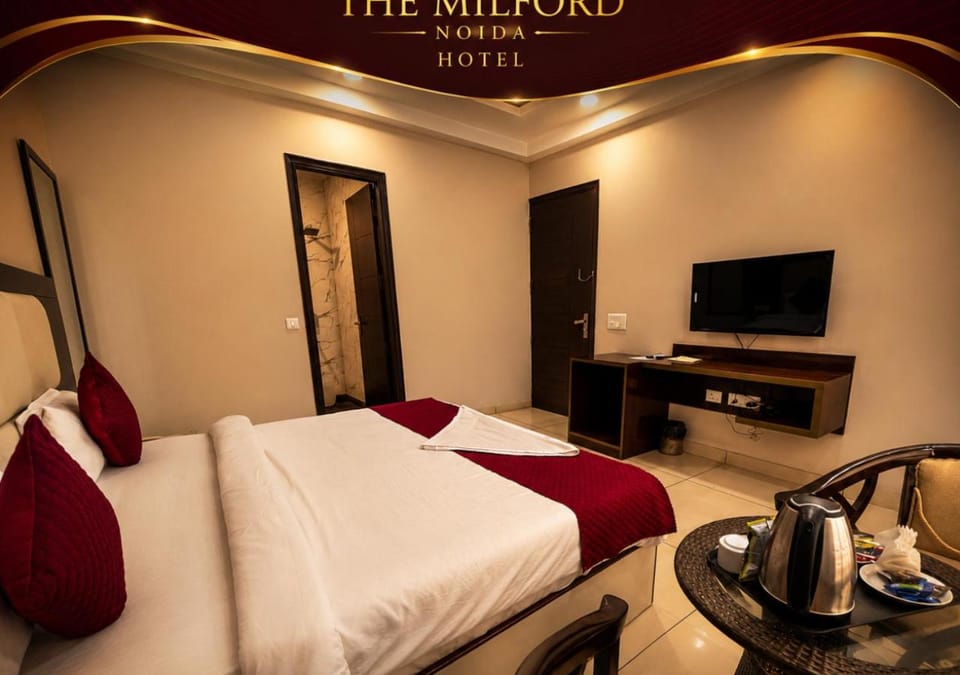 Bedroom, room service