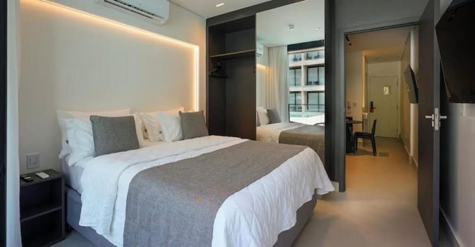 Bed, Bedroom, Guests