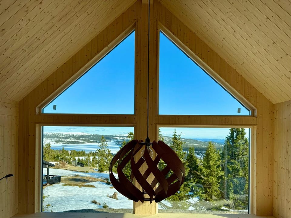 Living room, Mountain view, Mountain view