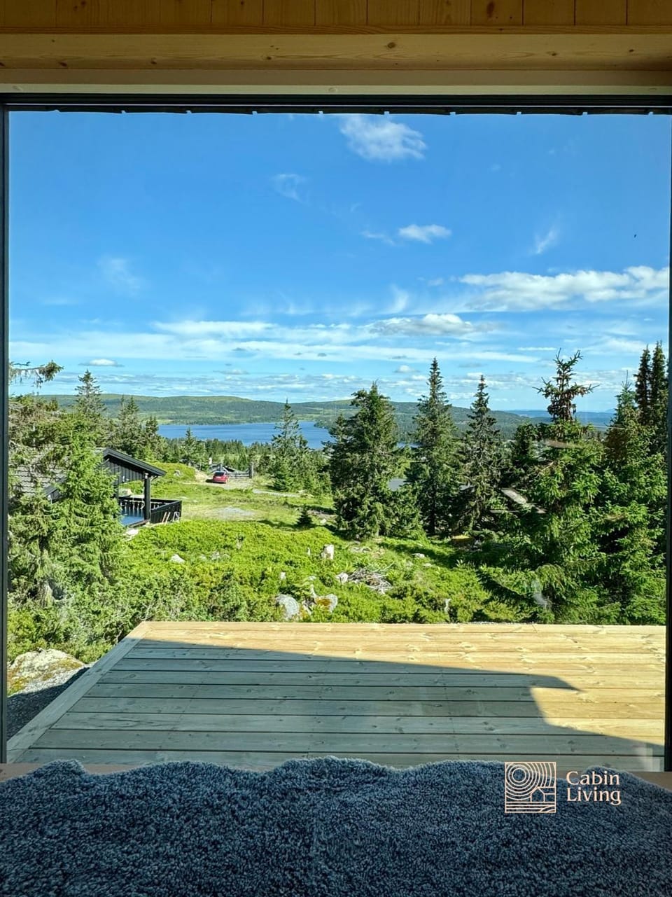 View (from property/room), Balcony/Terrace, Lake view, Landmark view, Mountain view