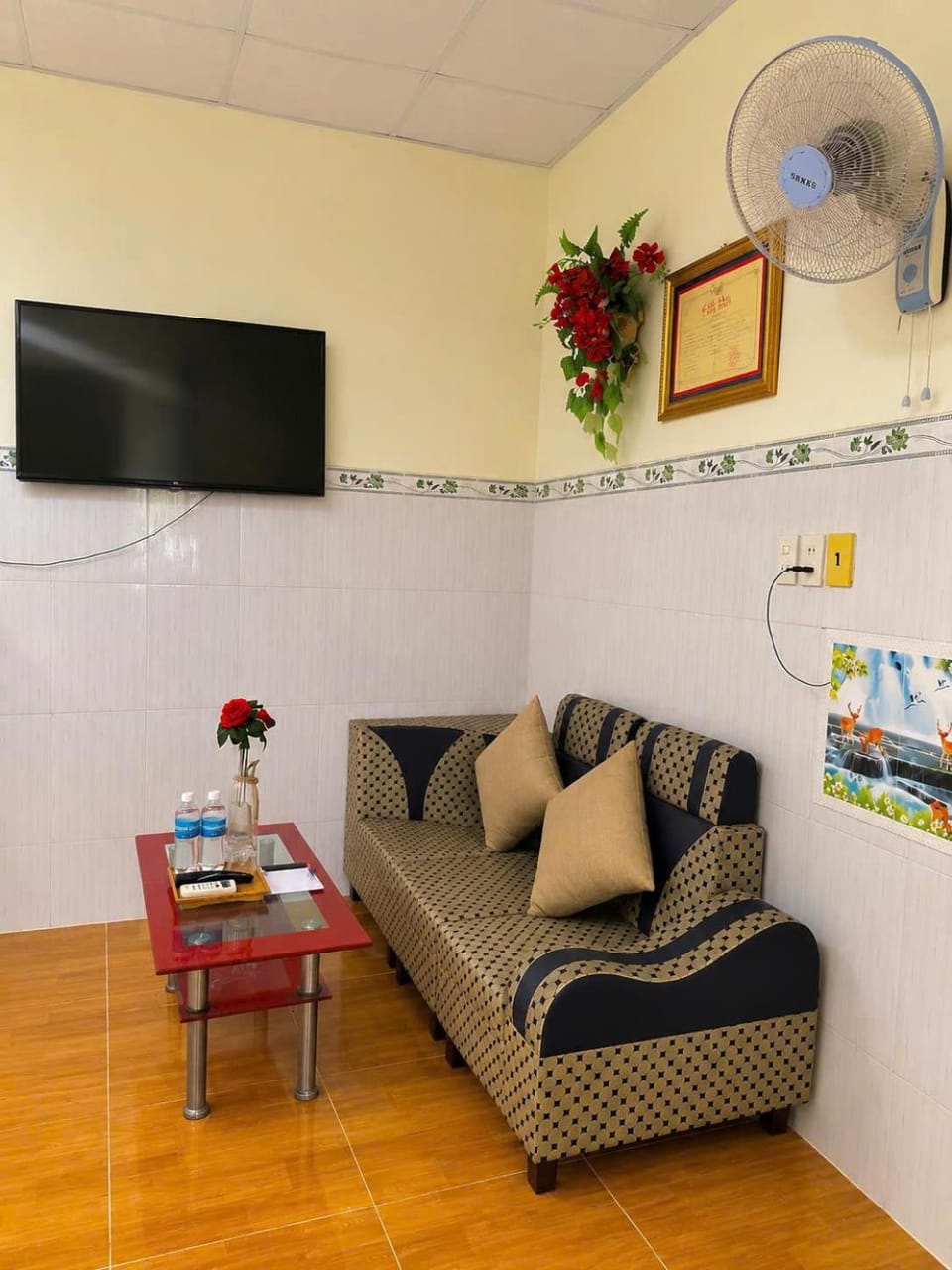 Homestay Thanh Trà - Bình Lập - Cam Ranh Bed and Breakfast in Khanh Hoa Province