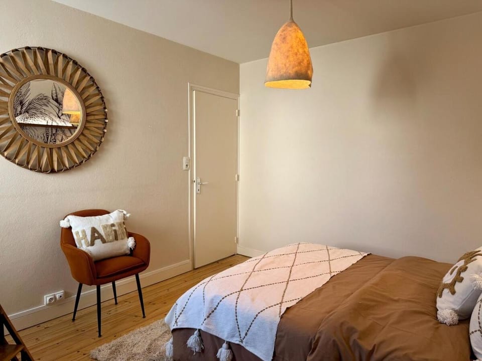 Le Cœur de Saint-Gilles Spacieux 50m Apartment in Saint-Gilles-Croix-de-Vie