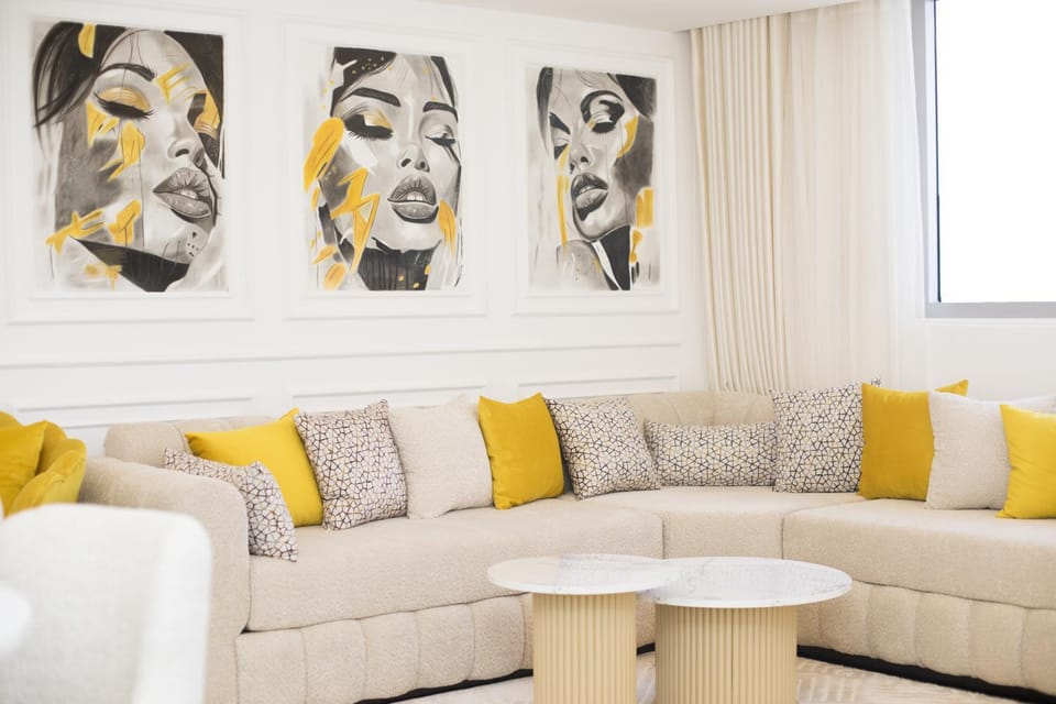 Living room, Decorative detail