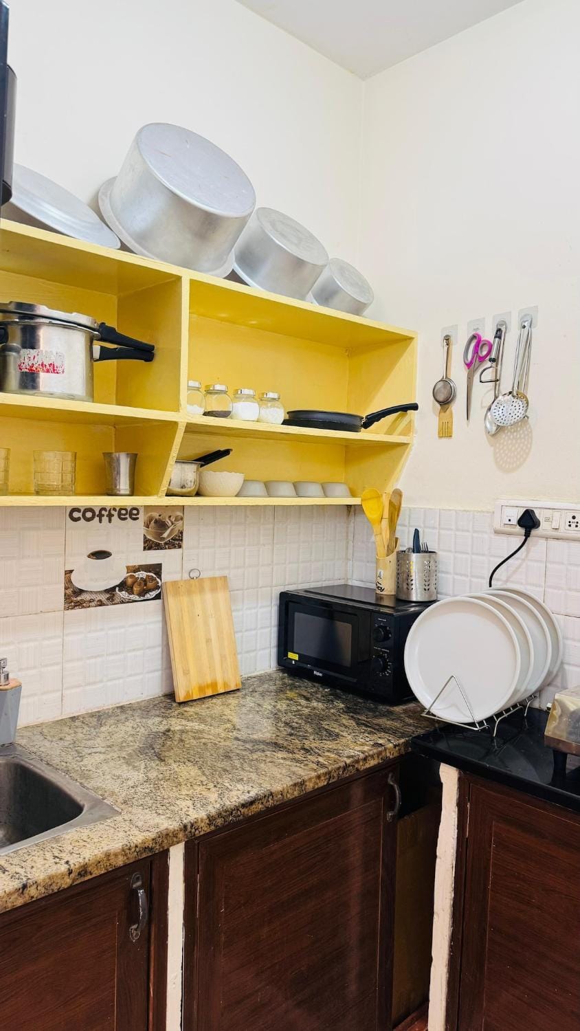 Roomzzy homestay near koramangala and BTM Layout Apartment in Bengaluru