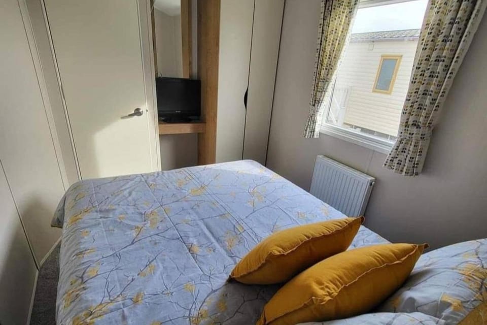3 Bed - Sleeps 8 - Pet Friendly - Beach House in Ingoldmells