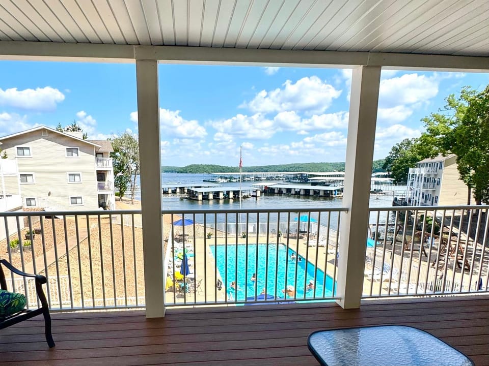 Lake of the Ozarks Waterfront Kapilana Resort Condos - Pool, Dock, Grill, Boat Rentals Fishing & Lake Views Apartment in Osage Beach
