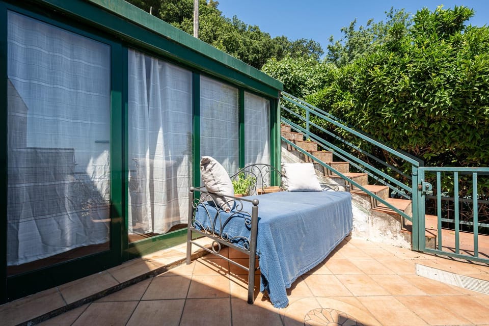 Patio, Day, View (from property/room), Balcony/Terrace, Dining area