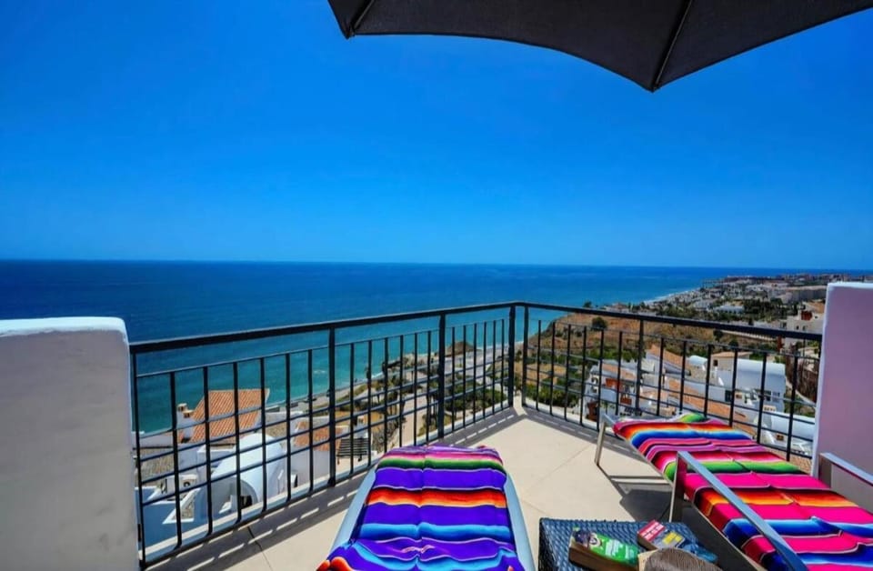 Calaceite Horizon - luxury seafront penthouse Apartment in Río de Torrox