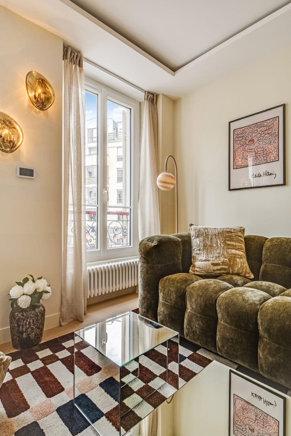 Elegant Flat Apartment in Paris