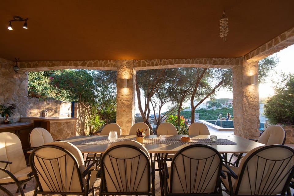 Balcony/Terrace, Dining area