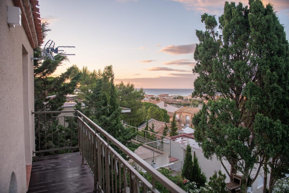 Natural landscape, View (from property/room), Balcony/Terrace, Sea view