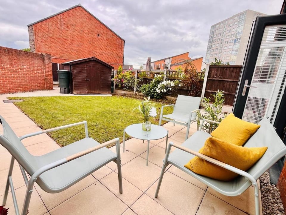 Beautiful 4-Bedroom House Near City Centre House in Manchester