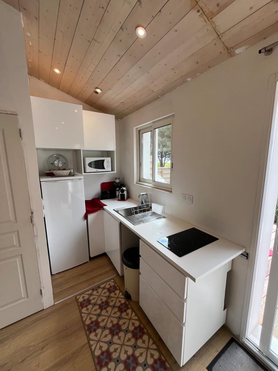 GRAND STUDIO FRONT DE MER AVEC 2 Terrasses House in Saint-Trojan-les-Bains