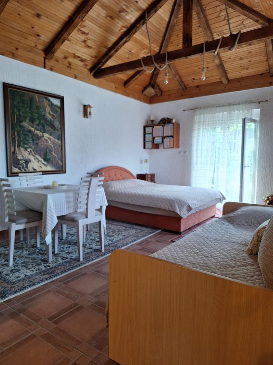 Small house House in Podgorica Municipality, Montenegro
