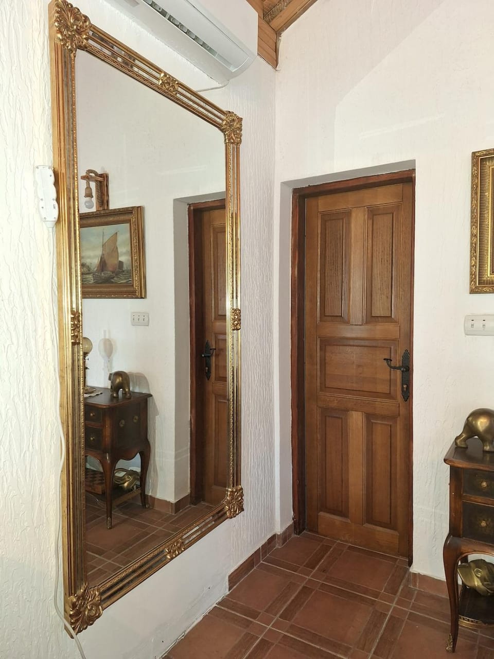 Small house House in Podgorica Municipality, Montenegro