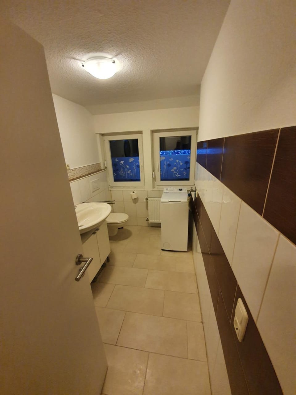 Shower, Bathroom, washing machine