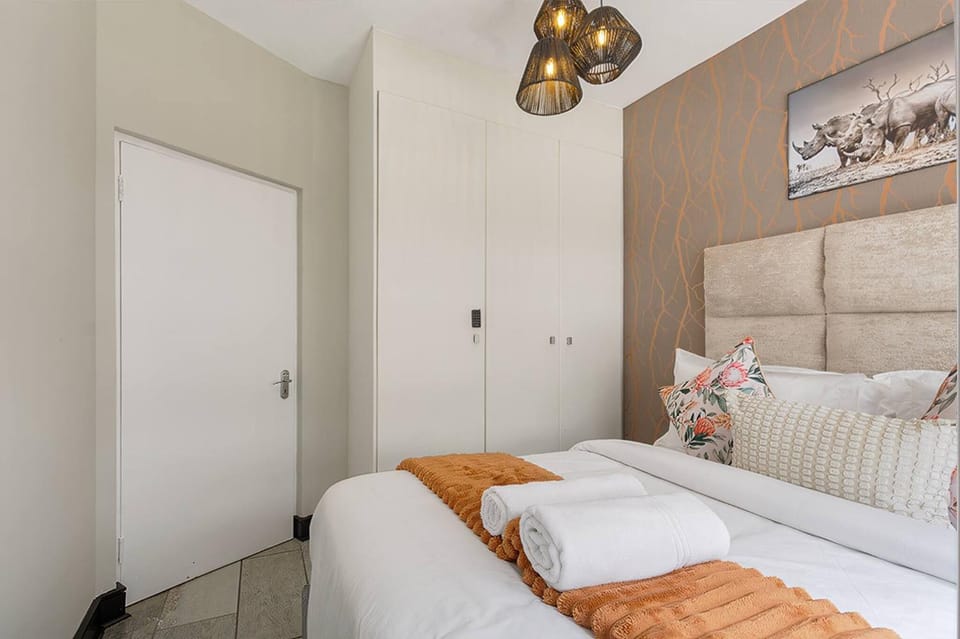 Zalari Luxe Links, 2 bed, Rivonia, Sandton Apartment in Sandton