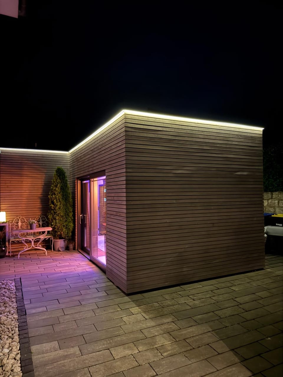 Property building, Night