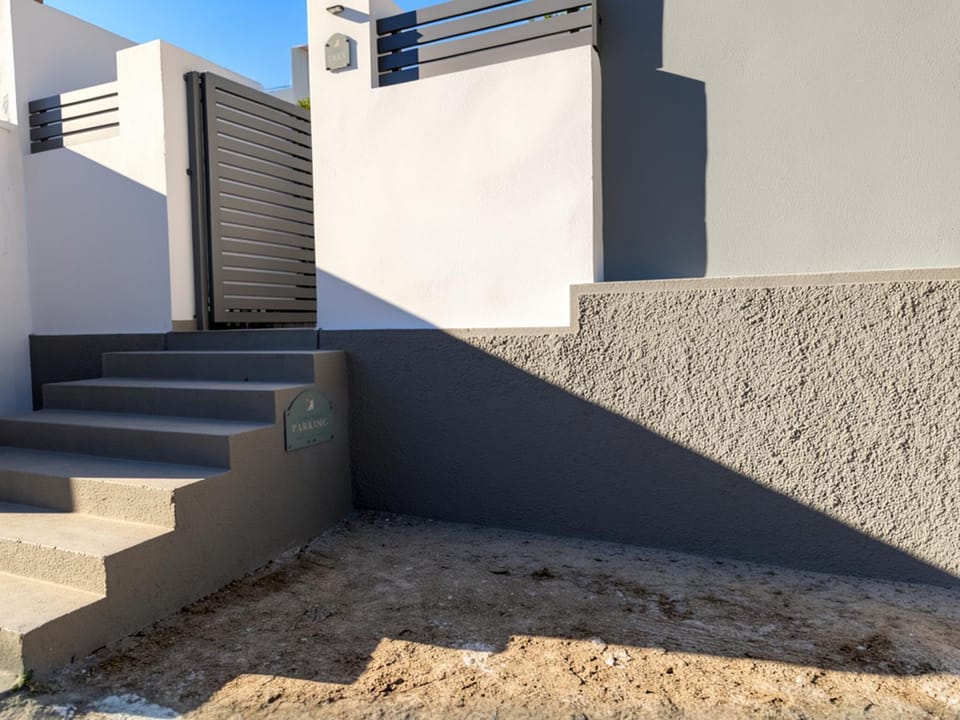 Facade/entrance, Parking
