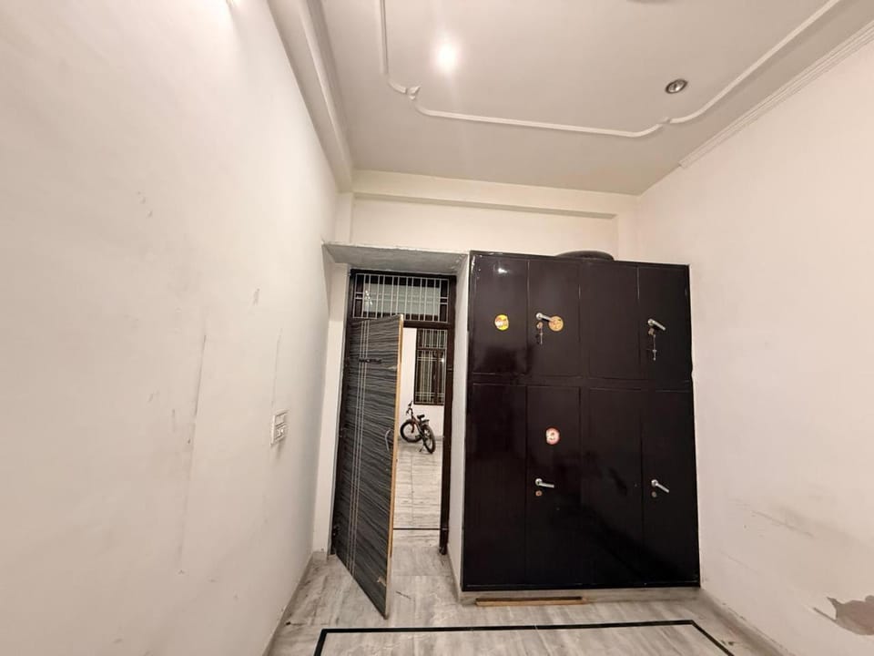 Airy 3BHK Apartment 2 Balconies Ideal for Family & Professionals Apartment in Jaipur