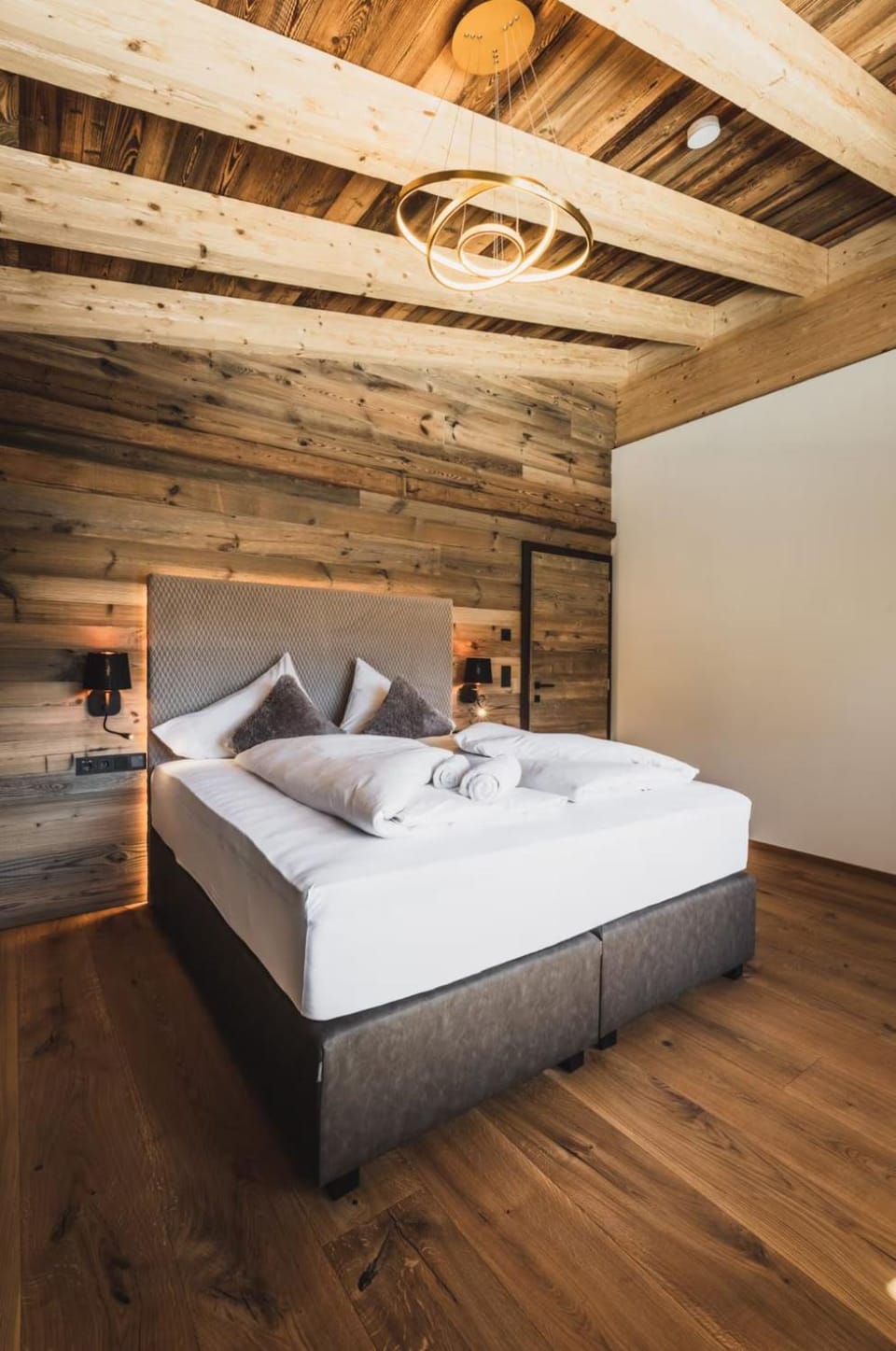 Beautiful, completely renovated house in Méribel Apartment in Les Allues