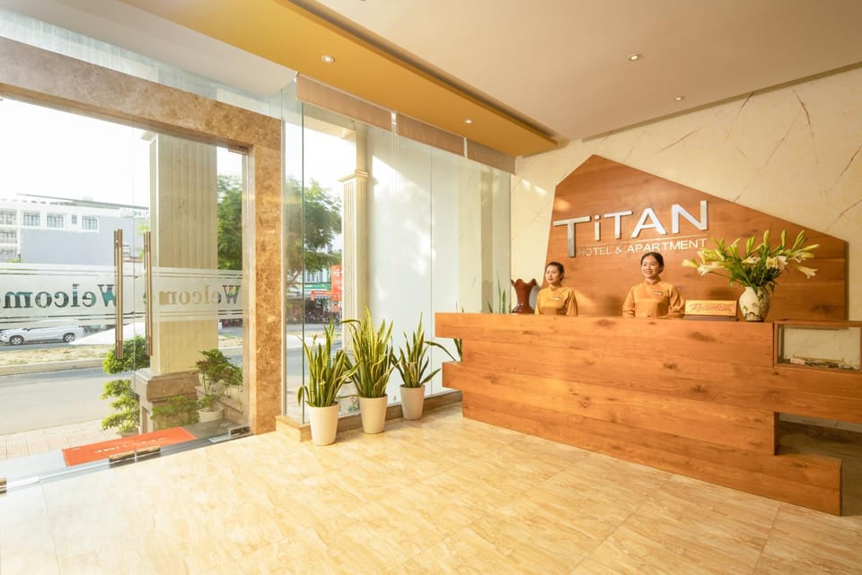Communal lounge/ TV room, Property logo or sign, Lobby or reception, Logo/Certificate/Sign, Street view, concierge