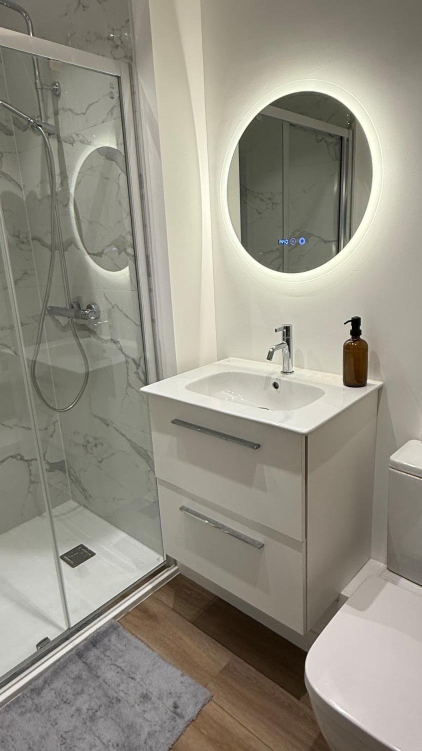 Bath house Holiday Luxury apartment - 2 bedroom Apartment in Ilfracombe