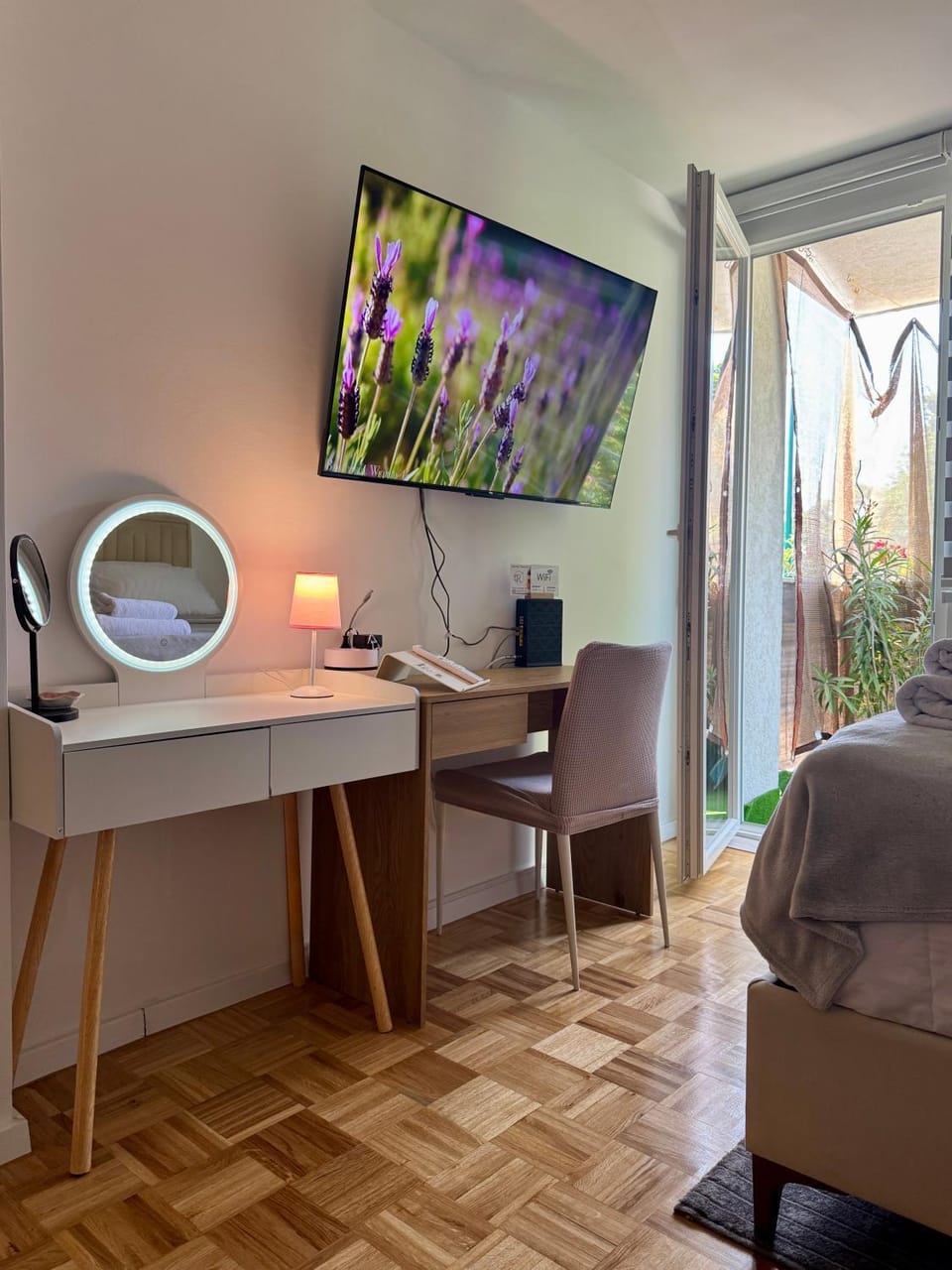 TV and multimedia, Bedroom