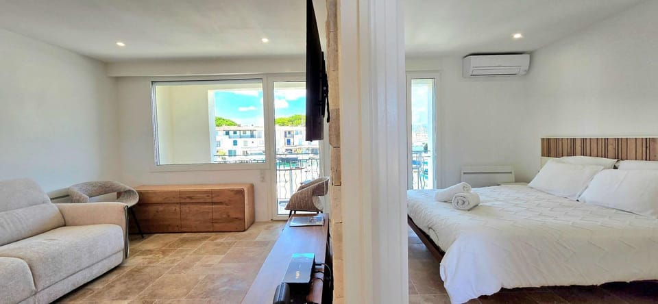 Le Balcon des Canaux - Vue Spectaculaire sur les canaux de Port-Grimaud Apartment in Cogolin