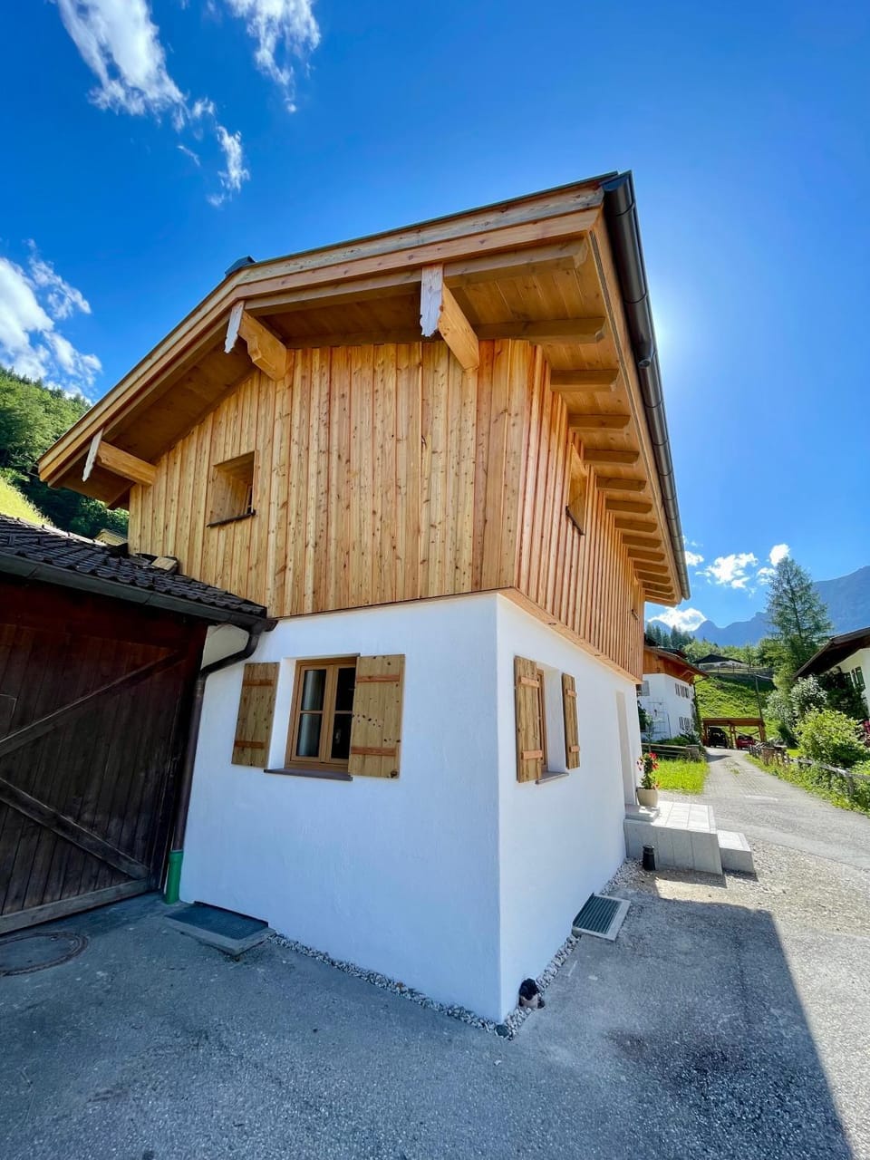 Property building, Day