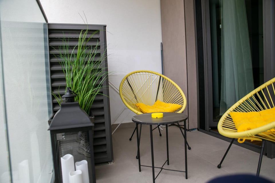 The Golden Sixth, Garden View Niš, Planet Residence Free Parking Apartment in Serbia