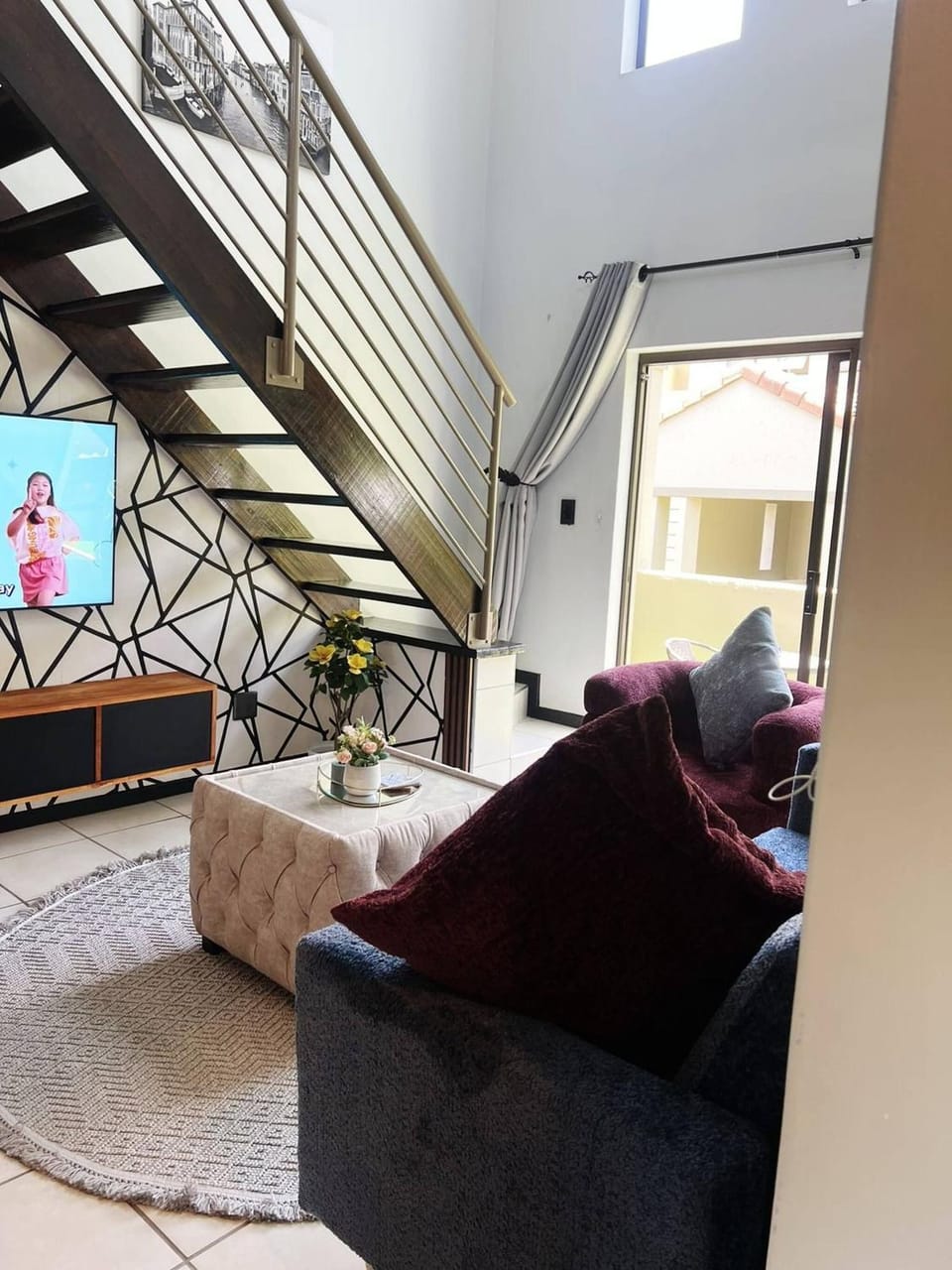 Zalari Luxe Loft B, Nature 1-Bed Loft, Paulshof Apartment in Sandton