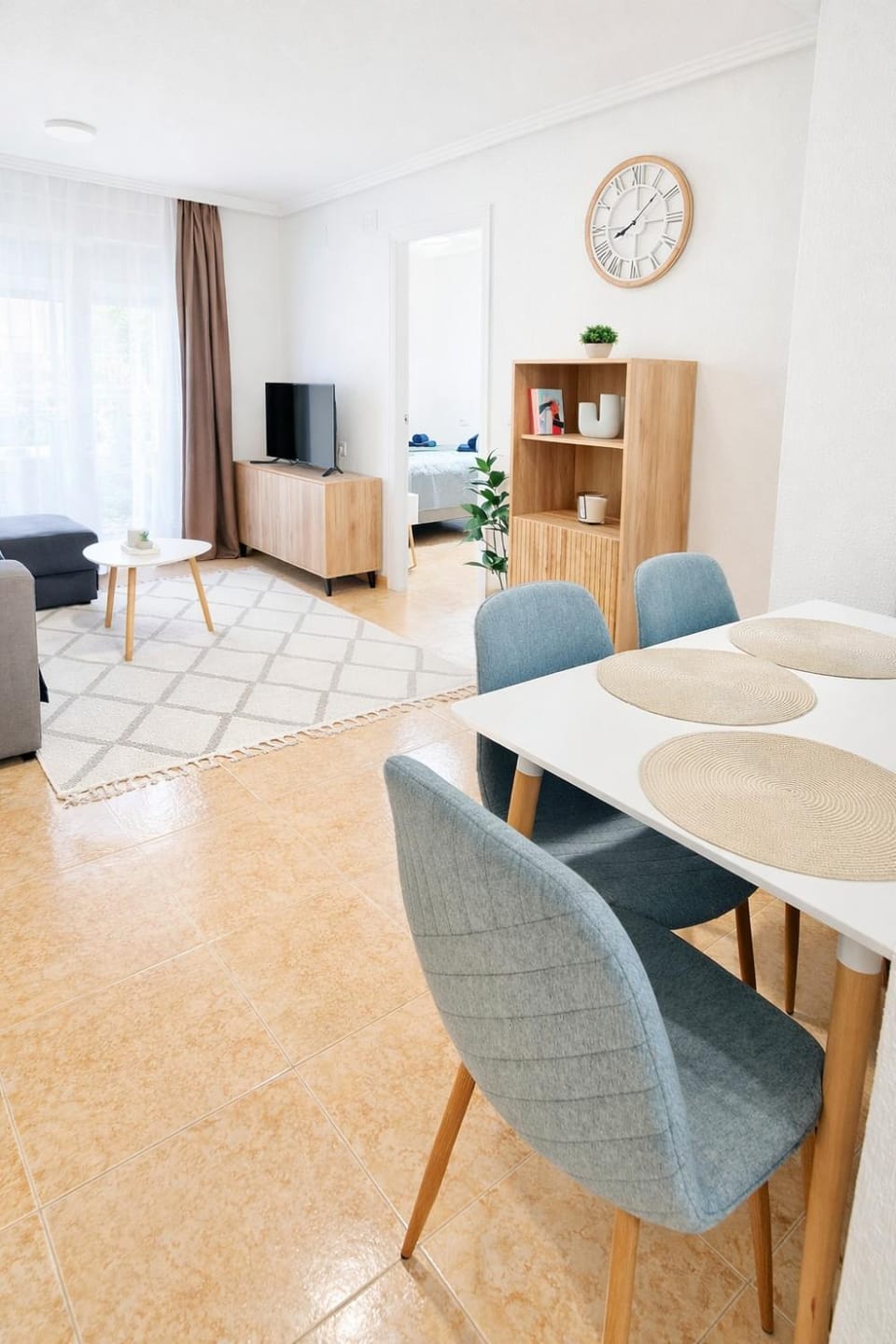 Locos Beach Apartman 50m from the Sea Free Parking Apartment in Torrevieja