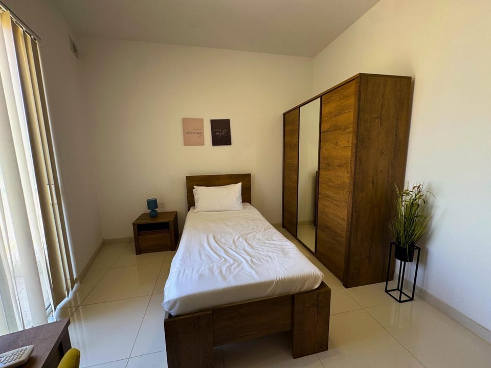 Bed, Bedroom, wardrobe