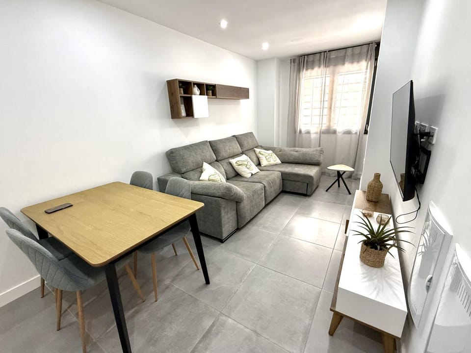 SR Playa de los Boliches 2BDR Fuengirola centro Apartment in Fuengirola
