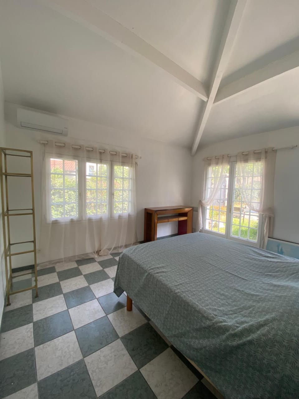 Chambre indépendante, spacieuse et privée hyper centre Biarritz Vacation rental in Biarritz