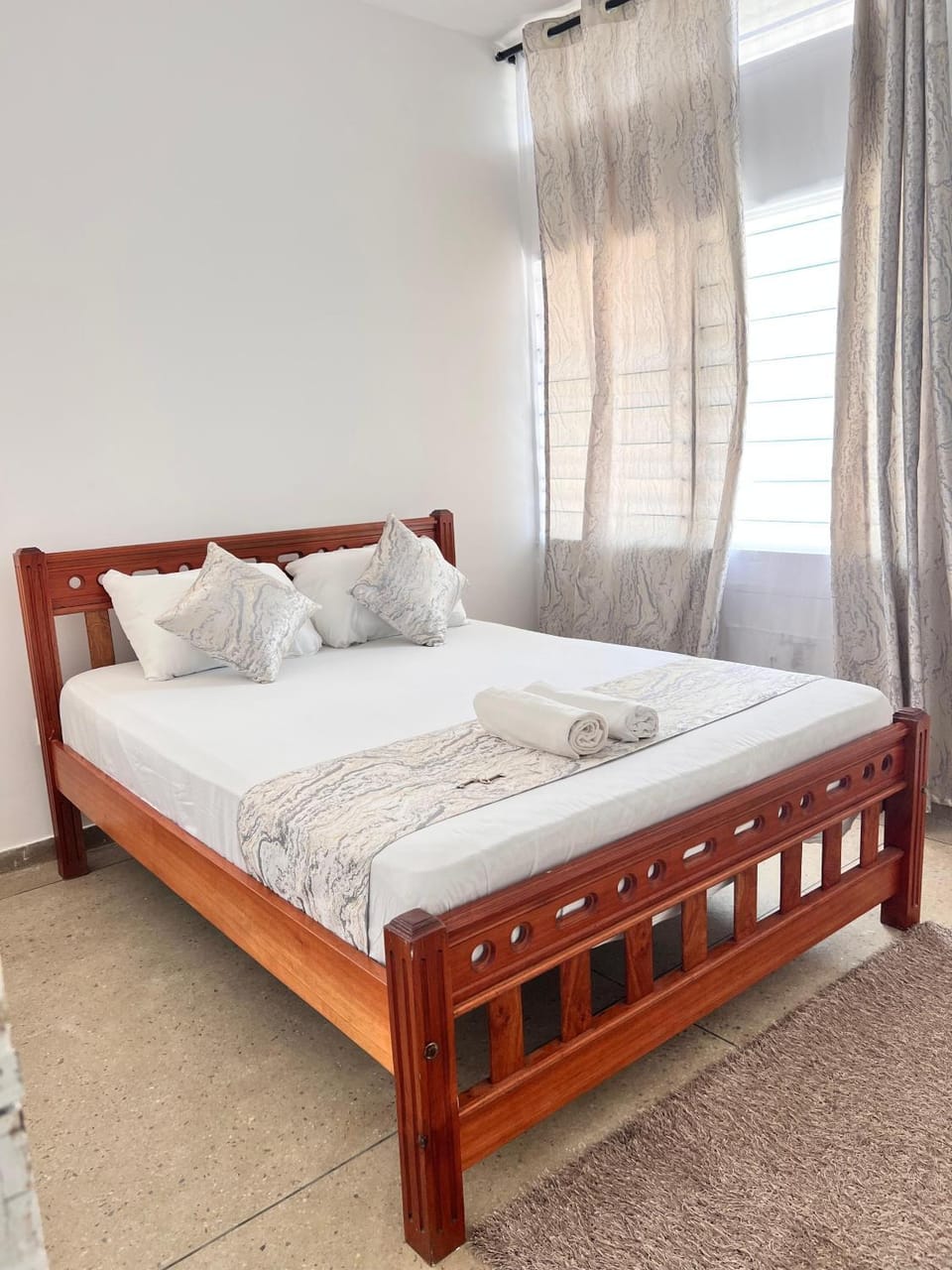 Mombasa Town cbd Railways fully furnished 1br Bed and Breakfast in Mombasa County